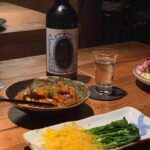 Amanda Chou Instagram - / 以後去居酒屋又多了一個新選擇🍻 inari 現代居酒屋 將經典料理注入主廚的創意 打造出日本和西方融合的酒肴 擺盤上也看得出注重細節 無國界小料理與特色下酒菜 非常適合下班後跟三五好友來小酌聊聊天 推推 酒醉胭脂蝦 油封雞肝 煙燻蛋馬鈴薯沙拉 鹽昆布季節生菜沙拉 冰淇淋最中 謝謝哥招待😋週末愉快 @inari_izakaya