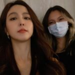Amanda Chou Instagram - / 不斷切換角色 調整頻道的四月 總算是順利過完了 一下飛韓國 一下去嘉義 一下演老師 一下演貴婦 一下扮甜美 一下耍個酷 無論如何 忙是好事 跟自己說聲辛苦了～🤍
