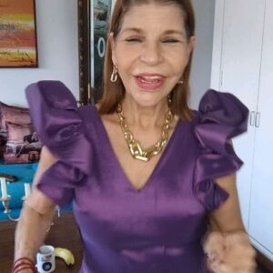 Amanda Gutiérrez Instagram - #buenosdiasalegria 
Video repetido!

#sonrieyvoltealatortilla 
#avibraralto 
#noalenfurruñamiento 
#nuncanuncapierdanlafé 
#vinimosaserfelicesnoperfectos 
#losquieroymucho