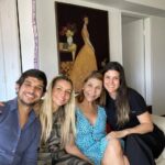 Amanda Gutiérrez Instagram – DESLIZA—– Feliz día de la mujer! A mis hijas. Mis hermanas, todas las de mi familia adquirida, ( Instagram)mis amigas amadas,! Es un privilegio tenerlas!❤️
#lasquieroymucho!