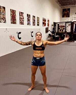 Amanda Nunes Instagram - 