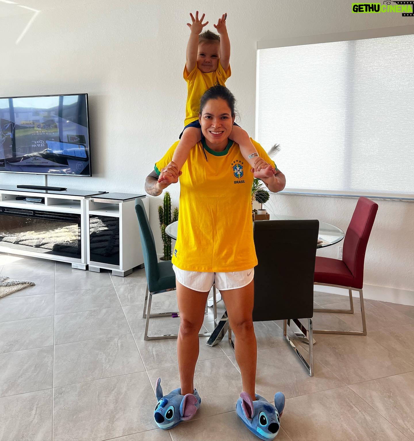 Amanda Nunes Instagram - Boraaaaaaaaa Meu Brasaaaaaaaaaaa