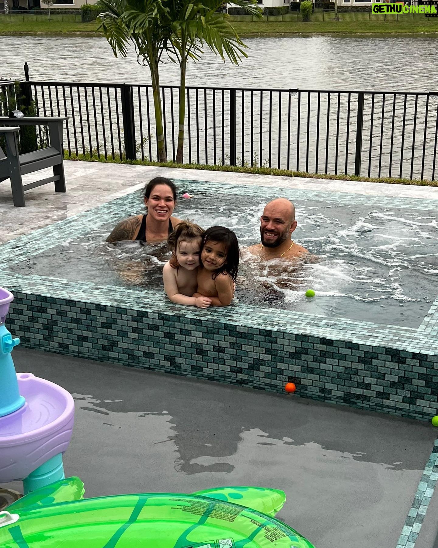 Amanda Nunes Instagram - Fun Saturday. 💓 Sabadão divertido.