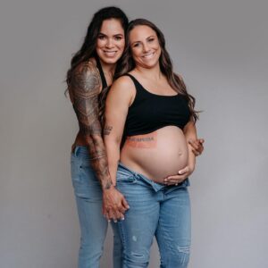 Amanda Nunes Instagram - 🤰🏻📸