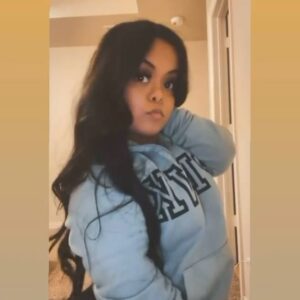Amanda Salinas Instagram - 🤎