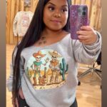 Amanda Salinas Instagram - 💀 #sweatshirtmadebyme