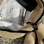 Amandine Petit Instagram - Collaboration commerciale Update 30 jours avec ma routine skincare anti-pigment de chez @eucerin-fr, elle ne me quitte plus 🌞🌈🥥🌸 sur mes joues, mon front et autour de ma bouche mes petites taches brunes ont presque disparues. Pour mon nez il me reste encore 30 jours de routine pour avoir le résultat final 🥰 je suis tellement contente de les voirs diminuer de semaine en semaine #EucerinCaMarche#AntiTaches