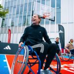 Amandine Petit Instagram - Un week-end à 1000 à l’heure 1. Soirée culturel au Pullman Happenings 2. The Flying Man by @forgetmat 3. Moment vole avec Pap’s 4. Basket fauteuil sur le Sport Tour @intersportfr 5. Parce que le sport ça rassemble et ça rend heureux 6. Présentation des tenues @paris2024 x @lecoqsportif (j’ai vu un podium, je n’ai pas pu m’empêcher de défiler) 7. Une ambiance comme celle-ci a chaque soirée svp 8. Je suis prête à rentrer sur le terrain @psg_feminines 9. Concentration maximum 10. Session shopping avant de reprendre le train Game over ! Et vous, votre week-end s’est bien passé ?