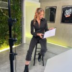 Amandine Petit Instagram - Explorer la mémoire et son fonctionnement pour combattre la maladie d’Alzheimer 🧠📝🎥 Je ne peux pas vous en dire plus, mais le tournage a été très enrichissant et le reportage sera diffusé prochainement sur France 2 !
