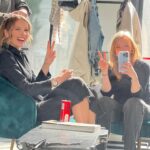 Amandine Petit Instagram - Explorer la mémoire et son fonctionnement pour combattre la maladie d’Alzheimer 🧠📝🎥 Je ne peux pas vous en dire plus, mais le tournage a été très enrichissant et le reportage sera diffusé prochainement sur France 2 !