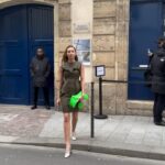 Amandine Petit Instagram - PFW 2024 ✨ 1. En mode paparazzi 2. Show of the day @alphonsemaitrepierre 3. Ultra fan de mon look by @alphonsemaitrepierre @karlaotto 4. « N’insiste pas » @camillelellouche (vous avez la ref j’espère !) 5. Quand on me demande une interview mais en anglais 6. Wow @carelparis 7. J’ai l’air bien trop sérieuse 8. Le slogan pourrait être : une paire achetée, la deuxième offert ! Mais non … 9. Tellement reconnaissante de pouvoir vivre ces moments :) 10. Merci @embryolisse pour ce superbe moment