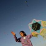 Amandla Stenberg Instagram – photograph of a young palestinian girl flying her kite on al-waha beach, gaza, 2011. on this day, 6,200 palestinian children filled the gaza sky with kites, achieving the guinness world record for most kites flown simultaneously. the culture of kite flying amongst gaza youth remains a symbol of resilience, creativity, and joy. over the past 21 weeks, the amount of children killed by the israeli state has doubled this number. we must continue calling for a permanent ceasefire now. the devastation must end.

via @azeemamag