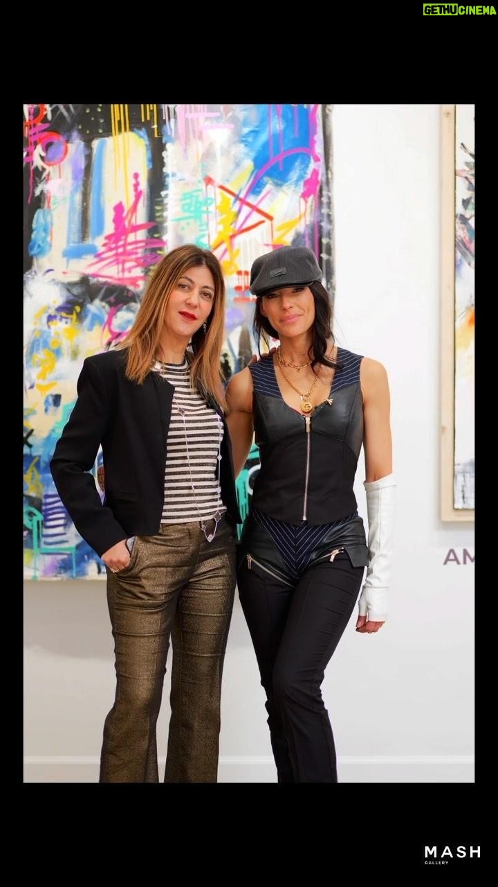 Amanza Smith Instagram - We had the pleasure of having @amanzasmith joining us to talk about her recent pieces currently on view as part of Feminine Cadence exhibition. She fearlessly shared the inspirations behind her work and her newfound passion for creating art from a place of pure uninhibited expression. CITY ZEN Artist: Amanza Smith Acrylic on Canvas 67 x 71 Inches ABOUT THE ARTWORK In Amanza Smith’s creation, we encounter a reimagining of graffiti elevated to the realm of fine art. This painting offers a meditative exploration of the experience of living in Los Angeles. Smith’s work serves as a contemplative expression, inviting viewers to delve into the essence of urban life through the prism of her artistic lens. To inquire about this piece, please contact us at info@mashgallery.com or link in bio Feminine Cadence on view until April 13 GALLERY HOURS WEDNESDAY - SATURDAY 10AM-6PM We look forward to meeting you! #ArtGallery #ArtExhibition #ArtShow #GalleryOpening #ArtistsOfInstagram #ContemporaryArt #FineArt #ArtLovers #ArtCollector #ArtisticExpression #ArtWorld #ArtCUrator #ArtCommunity #ArtInspiration #ArtCulture #artinla #mashgallery #art #artsy #instaart #westhollywood #friezelosangeles #womenshistorymonth #interiordesigner