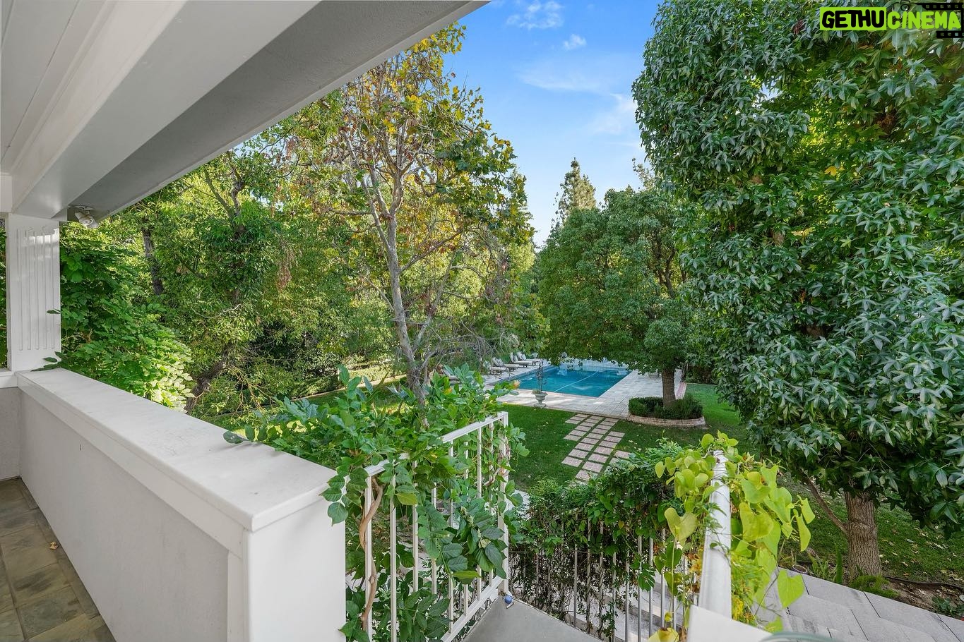 Amanza Smith Instagram - Just Sold in Hidden Hills - 25225 Eldorado Meadow Rd. - $6,450,000 6 Beds / 7 Baths / 8,621 Sq. Ft. / 52,004 Lot Size Nestled in the prestigious gated community of Hidden Hills, find this timeless English Country Tudor residence offering ultimate privacy and luxury. Its classic design is complemented by exceptional construction and high-quality finishes, creating an opulent estate. This property is situated on over one flat acre with lush landscaping and majestic mature trees. Among its remarkable features are a detached guest/pool house that spans over 1,000 square feet with a full bathroom, an impressive wine cellar housing 1500 bottles, and a large resort-like pool and spa. Inside the main home, you’ll discover 6 bedrooms, 6 baths, a formal office/library, a large dining room, and a beautifully designed great room with a wet bar. The heart of the home lies in the impeccably crafted center island kitchen, adorned with top-of-the-line Wolf appliances. Outside, the resort-style grounds are adorned with a custom pool and spa, a bocce ball court, an outdoor kitchen, a covered entertainer’s patio, and sprawling, manicured lawns. This elegant estate property is a true gem in one of Southern California’s premier equestrian communities. Listed by: @alexanderhuerta_ @jasonoppenheim @amanzasmith
