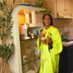 Amanza Smith Instagram - #ad It’s all about the simple things in life 🤎 I am obsessed with my new coffee nook! Recently my mornings have been filled with my favorite @Keurig K-Iced brewer and an Iced Coffee featuring these tasty @Greenmtncoffee Vanilla Caramel K-Cup pods! It’s the perfect drink for summer. So easy to make, who wants to join me? Grab yours at Keurig.com.