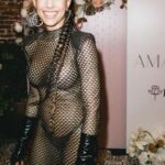 Amanza Smith Instagram - I’m sure you’re all sick of seeing photos from my birthday but I don’t care lol here is a little compilation of the evening and all of my amazing friends who made it such a special night. Thank you to everyone! A big huge thank you to @lisalaffertyevents for creating this magical night on such short notice! Planning | design @lisalaffertyevents 📸 @johnandjoseph 🛋️ @rentalavenue 🎂 @taste_likeheaven 🌸 @cobralily 🖼️ @redblissdesign 🎈@balloonandpaper @blushtheapp