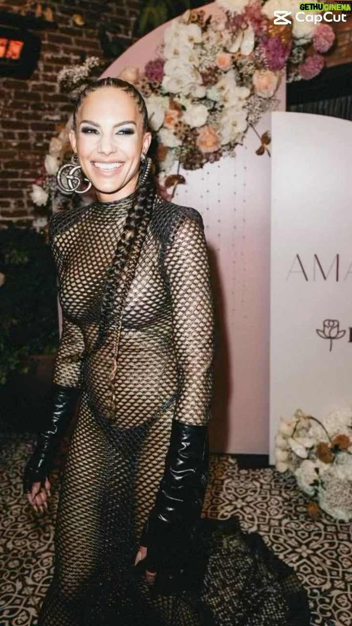 Amanza Smith - 33.8K Likes - I’m sure you’re all sick of seeing photos from my birthday but I don’t care lol here is a little compilation of the evening and all of my amazing friends who made it such a special night. Thank you to everyone! A big huge thank you to @lisalaffertyevents for creating this magical night on such short notice!
Planning | design @lisalaffertyevents
📸 @johnandjoseph
🛋️ @rentalavenue
🎂 @taste_likeheaven
🌸 @cobralily
🖼️ @redblissdesign
🎈@balloonandpaper
@blushtheapp