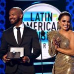 Amaury Nolasco Instagram - Fue un verdadero placer haber tenido la oportunidad de presentar en los @latinamas junto a la bella @samadhiza —————————————- It was a real pleasure to present and award at the @latinamas next to this beautiful woman @samadhiza