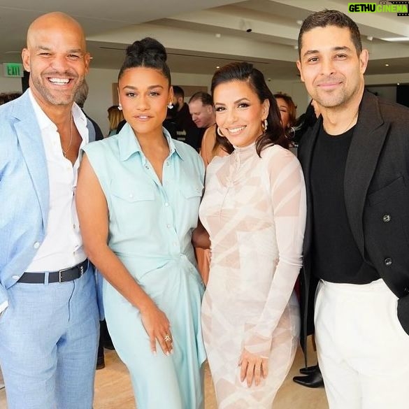 Amaury Nolasco Instagram - A beautiful reunion of colleagues to celebrate the amazing directing work of @evalongoria on her film #FlaminHot Comadre, you never stop to amaze ! You are a trailblazer, a force to be reckon with,……an inspiration to all of us. Gracias 🙏🏾