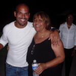 Amaury Nolasco Instagram - Feliz Día de Las Madres, Mami. Quiero gritárle al mundo lo bendecido que soy de tenerte a ti como mi mamá. Gracias por todo lo que has sacrificado por nosotros. Nunca podré pagar esa deuda. Que Papá Dios te me siga llenando salud. Te amo ❤️. Felicidades a todas las madres de el mundo. No somos nada sin ustedes. 🤍