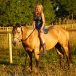 Amber Marshall Instagram - Contest time 🚨 We are giving away a surprise @amber_marshall_farm merch bundle! All you have to do to enter is: ➡️ Guess what calendar year this photo is from ➡️ Tag a friend The winner be announced Wednesday, May 1st. Please be aware that there is an abundance of scammers, the winner will ONLY be contacted by @marshallscountrystore - - - #diamondvalleyalberta #diamondvalleyab #alberta #calgary #ambermarshall #marshallscountrystore #westernwear #buylocal #albertalocal #shoplocal #shopalberta #yyc #albertasmallbusiness #foothillsab #diamondvalleybusiness