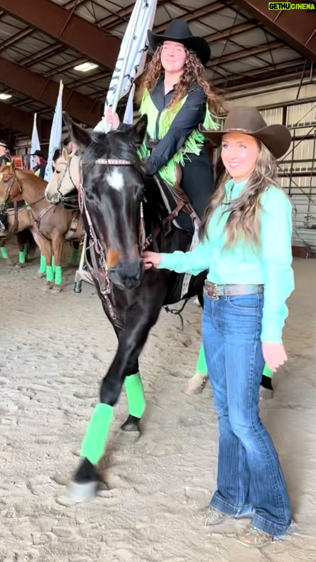 Amber Marshall Instagram - It was really great seeing all of you in Chilliwack BC for the @CanamEquineExpo !! It was also amazing to be greeted by wonderful spring weather and beautiful, blossoming trees and flowers. Hope to visit again sometime. ☀️ 🌸 #Chilliwack #CanAmEquine #CanAmEquineExpo #BritishColumbia