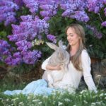 Amber Marshall Instagram - Wishing all a wonderful Easter Weekend. I hope you are able spend it surrounded by those you love. 💕