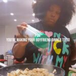 Amber Riley Instagram - Feeding people is a part of my love language 🫶🏾 he said he was hungry and tired after work, so I made stuffed baked potatoes to go! He likes his with chicken, ranch, bacon, and broccoli with cheese! I seasoned the chicken with ranch seasoning, pink salt, and coarse pepper. I cooked the broccoli with garlic salt! It’s super easy to make but it takes a tiny bit of time. As for mine, I like a classic stuffed potato! Bacon, sour cream, cheese, and green onion! I cover the potato in butter then sprinkle salt and cook in the oven at 400 degrees for about an hour, flipping the potato halfway through! It makes the skin crispy so you can eat the whole potato 🥰 He loved it and as you can see, I did too! Hope you enjoyed the video! Buy @victoriamonet’s new album JAGUAR 2, I know you like this song 😝🥰 Ps. i didn’t realize what shirt I was wearing until AFTER I recorded this 🤦🏾‍♀️😂 but yea, Don’t fuck with my energy 🤷🏾‍♀️