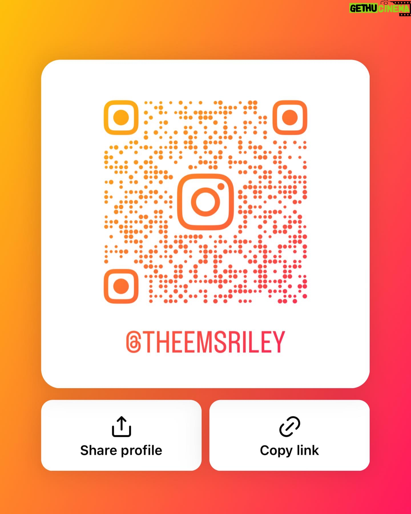 Amber Riley Instagram - Follow my music/backup page! @theemsriley