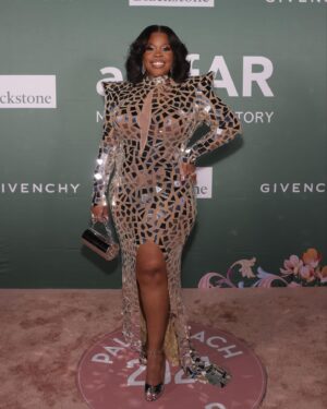 Amber Riley Instagram - I had such an amazing time lending my voice to support the fundraising efforts of @amfar AND honoring the effervescent Ms @therealdionnew. It was my first time attending this event, but I’m praying it won’t be the last 🤍♥️ also… Tom Ford AND Tommy Hilfiger called me best dressed of the night. TALK TO ME NICE! 

Photographer: @gettyimages 
Makeup: @darlydimakeup 
Hair: @iamofficialjai 
Stylist: @icontips 
Designer: @angelbrinks