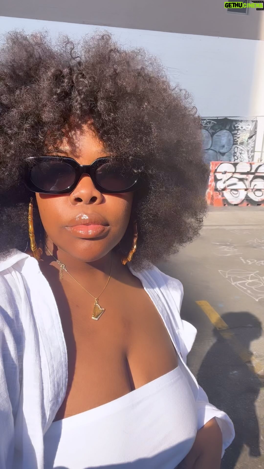 Amber Riley Instagram - What ERRRRKUH said! Curly me is BACK ☺️😊 thank you @iammichab