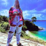 Amber Riley Instagram – Filming in Greece. Sometimes I can’t believe my life 💗🥹
Hair&📸 : @marvinzworld_ 
Makeup: @veechanda