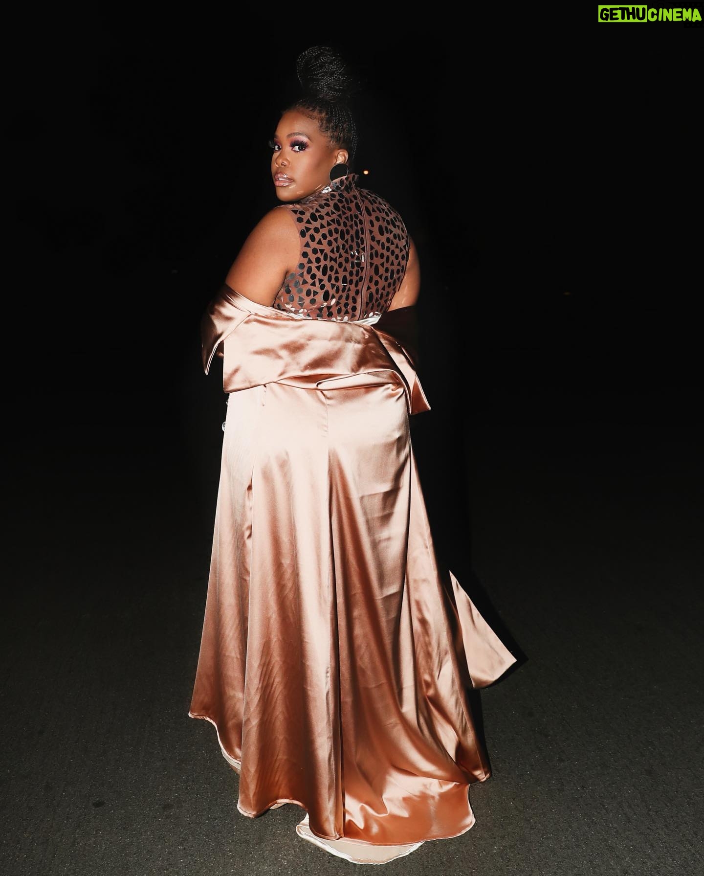 Amber Riley Instagram - Still not over this look 🥰😍 📸: @alfredoflores