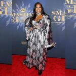 Amber Riley Instagram - It was an honor to be a part of CMT SMASHING GLASS, tributing the late but always great Aretha Franklin! It airs 11/15 at 9p! Tune in 🤍🖤🩶 👗: @icontips X @officialcalexander 💄: @jobellaluv 💇🏾‍♀️: @iamofficialjai 📸 : @jasonkempin