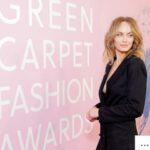 Amber Valletta Instagram - EAT WHAT YOU WEAR my @voguearabia piece is now live 💚🍅 LINK IN BIO #earthfocus #april I want to pitch you a story where the characters come together to imagine a future where the clothes we wear help grow the food we eat. This story already happened last month, during Oscars week. That’s when model and actor Amber Valletta attended the Green Carpet Fashion Awards wearing a super sexy dress made of denim – the same denim that was used to fertilize the soil where we grow tomatoes at my family’s farm in Italy. The same tomatoes that we used to make a pasta sauce that we served to Amber and the rest of the guests at that awards dinner. To the leaders of these industries: the choice is now yours. This tomato sauce pasta could stay something that was only enjoyed by a few people around a table – or it could be something that will be served in kitchens and restaurants around the world. In the meantime, Alessandro, Nicola, and Alberto are planning this year’s summer allotment – and I can’t wait to see what we will cook up next. @quintosapore @candianidenim @coreva_design @ambervalletta @triarchy @ecoage @greencarpetfashionawards