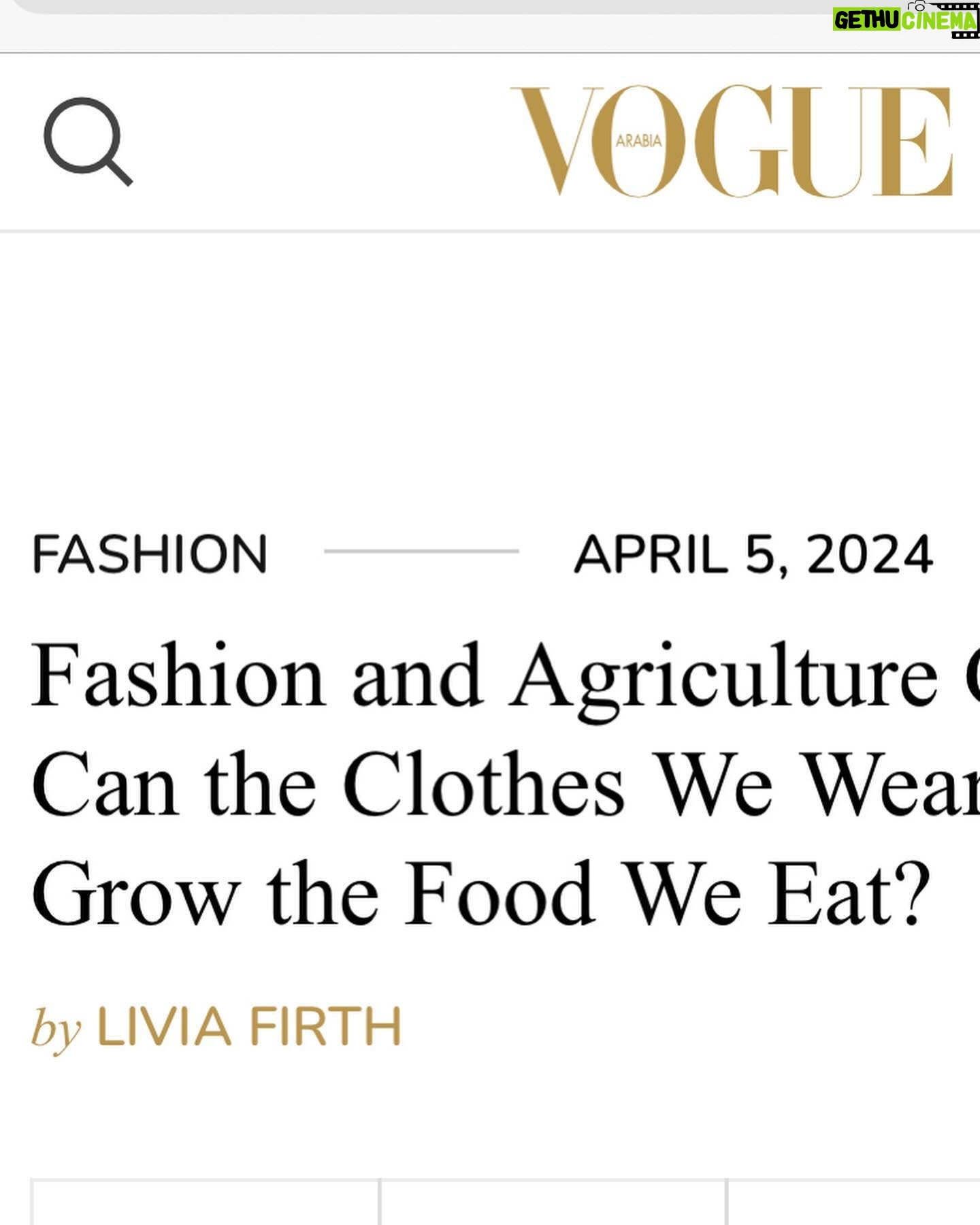 Amber Valletta Instagram - EAT WHAT YOU WEAR my @voguearabia piece is now live 💚🍅 LINK IN BIO #earthfocus #april I want to pitch you a story where the characters come together to imagine a future where the clothes we wear help grow the food we eat. This story already happened last month, during Oscars week. That’s when model and actor Amber Valletta attended the Green Carpet Fashion Awards wearing a super sexy dress made of denim – the same denim that was used to fertilize the soil where we grow tomatoes at my family’s farm in Italy. The same tomatoes that we used to make a pasta sauce that we served to Amber and the rest of the guests at that awards dinner. To the leaders of these industries: the choice is now yours. This tomato sauce pasta could stay something that was only enjoyed by a few people around a table – or it could be something that will be served in kitchens and restaurants around the world. In the meantime, Alessandro, Nicola, and Alberto are planning this year’s summer allotment – and I can’t wait to see what we will cook up next. @quintosapore @candianidenim @coreva_design @ambervalletta @triarchy @ecoage @greencarpetfashionawards
