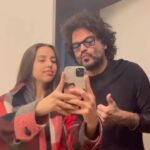 Ambra Angiolini Instagram – Compleanno 1: si, un giorno bellissimo in cui si piange e si ride e si torna piccoli… avanti ci vado fiera, ma il cuore è ancora alle scuole elementari . Grazie a @jolandarenga per avermi donato tutto l’amore che si può in 12 h, grazie a #leo  per tutto quello che sente, grazie al papo dei miei figli per l’amore ed il rispetto che ci portiamo da sempre, grazie ai miei parenti per scelta @iamtitticupido @federicocrisera @filippocarrante #emma  @simonaripamonti @lavale_lavale @stefisacci @maurinodeejay @devisofficial @ji_zhenqi #antonella perché gli abbracci devono non finire mai , e voi avete fatto di tutto per venire a darmeli di persona. Vi “ margherito il cuore “ #😂 #happy #happybirthday e sempre qui con me @alfredo_angiolini @cominidoriana @dorianacomini