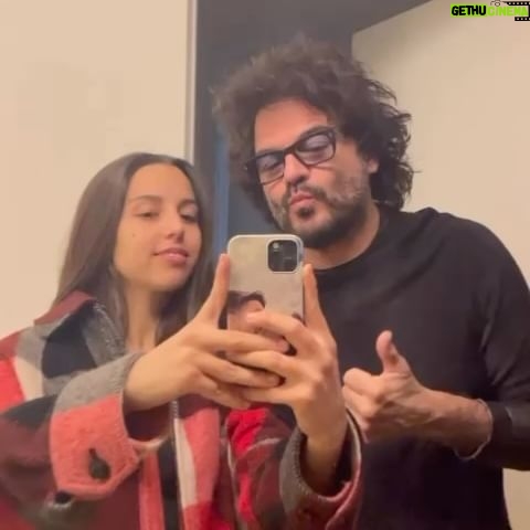 Ambra Angiolini - 3 Likes - Compleanno 1: si, un giorno bellissimo in cui si piange e si ride e si torna piccoli… avanti ci vado fiera, ma il cuore è ancora alle scuole elementari . Grazie a @jolandarenga per avermi donato tutto l’amore che si può in 12 h, grazie a #leo per tutto quello che sente, grazie al papo dei miei figli per l’amore ed il rispetto che ci portiamo da sempre, grazie ai miei parenti per scelta @iamtitticupido @federicocrisera @filippocarrante #emma @simonaripamonti @lavale_lavale @stefisacci @maurinodeejay @devisofficial @ji_zhenqi #antonella perché gli abbracci devono non finire mai , e voi avete fatto di tutto per venire a darmeli di persona. Vi “ margherito il cuore “ #😂 #happy #happybirthday e sempre qui con me @alfredo_angiolini @cominidoriana @dorianacomini
