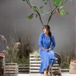 Ambra Angiolini Instagram – Stasera “ Oliva Denaro “riparte dal @teatrocivicolaspezia alle 20:45 ( durata 65 minuti ) in #soldout. Tranquilli, tanto Sanremo va avanti fino alle 2:00… vi aspettiamo #theatre #ilmiolatosinistro #theshowmustgoon @goldenart.production @agidi_srl