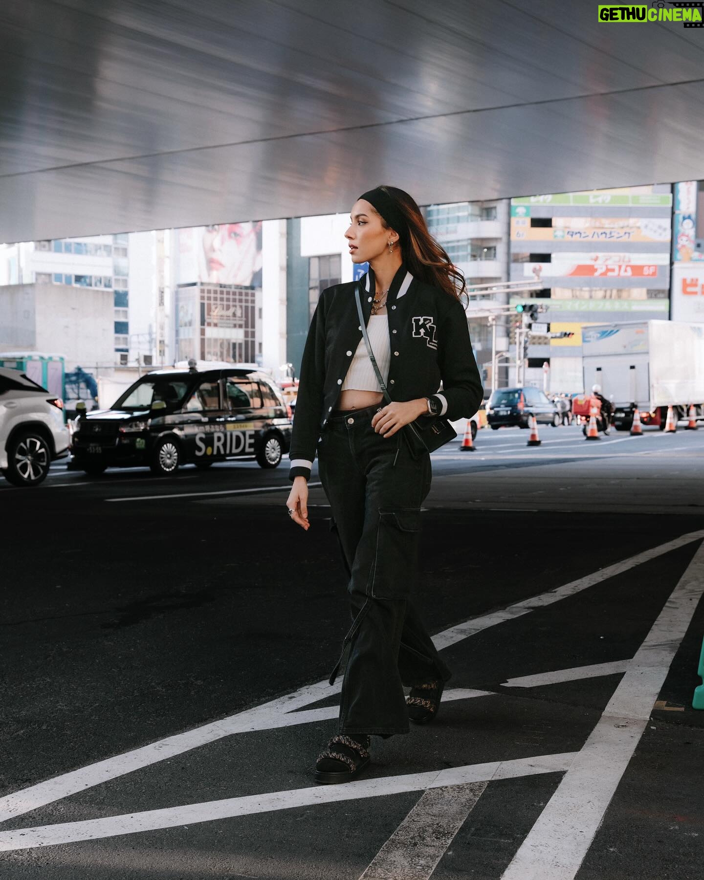Amelia Henderson Instagram - tokyo drip 🇯🇵 @charleskeithofficial #CHARLESKEITHLINITIAL #CHARLESKEITHSS24 #CHARLESKEITH_MY #IMWITHCHARLESKEITH