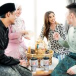 Amelia Henderson Instagram – where’s my du-eid raya? 🤪 celebrating with great company & savouring flavours with joy. wishing everyone Selamat Hari Raya! 🌙 
#CHAGEE