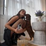 Amelie Zilber Instagram - College core 😲🫢🤭 Avec ma Dior Jolie🫶🏻 @dior @diorbeauty