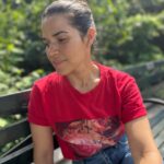 America Ferrera Instagram - ❤️💕Grounding in deep gratitude this week. Through the highs and lows, I take care of myself by grounding in gratitude, preferably in nature, even if that’s just a city park bench. Take care of you. #InternationalSelfCareDay #covergirlpartner