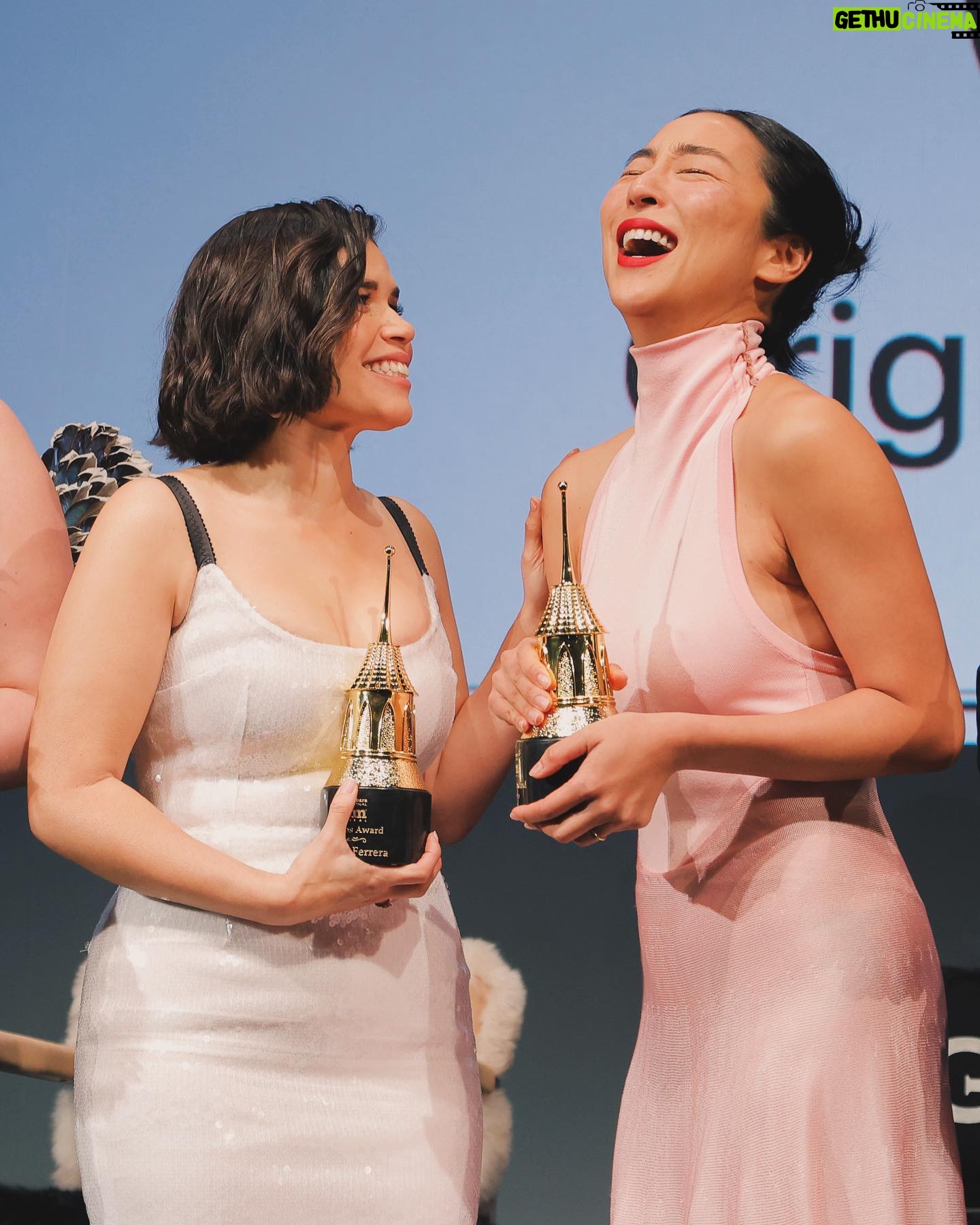 America Ferrera Instagram - 🤍 A wonderful night at the Santa Barbara International Film Festival! And an incredible honor to be given the #VirtuososAward alongside this fabulous group of actors! @officialsbiff 🤍 glam team: @karlawelchstylist @lindahaymakeup @hairbyaviva