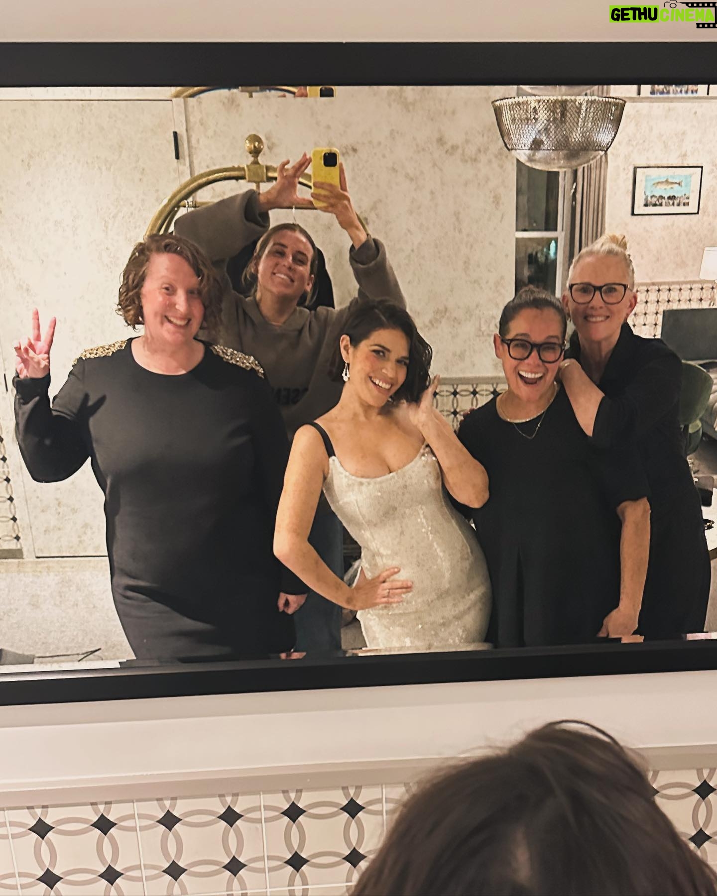 America Ferrera Instagram - 🤍 A wonderful night at the Santa Barbara International Film Festival! And an incredible honor to be given the #VirtuososAward alongside this fabulous group of actors! @officialsbiff 🤍 glam team: @karlawelchstylist @lindahaymakeup @hairbyaviva
