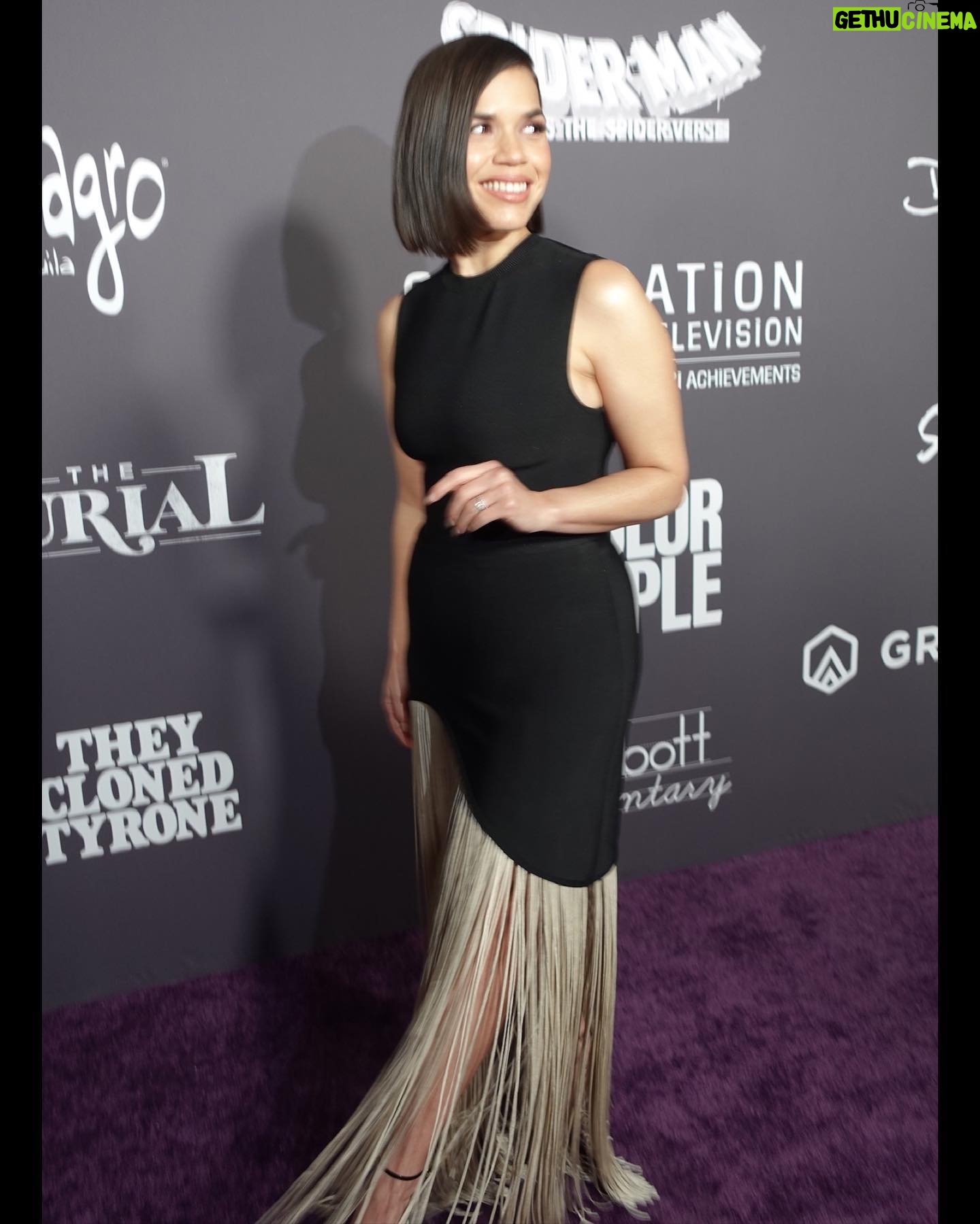 America Ferrera Instagram - Thank you @criticschoice for honoring me with your Groundbreaker Award at your Celebration of Black, Latino, and AAPI Achievements. The room was full of legendary and new-generation groundbreakers who are doing the hard work to pave paths for more of us. I’m rooting for all of us, always! When one of us is winning, we’re all winning! #CriticsChoice And thank you to my mama @judithlight for gracing me with her presence and giving me the award. I love you always and forever. 💕