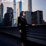 America Ferrera Instagram - Thank you @empiremagazine for including me in Empire’s 2023 Review of the Year! And for the beautiful, quick and cold photo shoot! ❄️🏙️🖤💎 Stylist: @karlawelchstylist Assisted: @trevormcmullan @jamiespradley @gracewrightsell Makeup:@lindahaymakeup at @aire_nyc Assisted by Rebecca Noparast Hair: @naivashaintl at @thewallgroup Creative Director: @neonmessiah Photography Director: @joannamoran Photographer: @jasonbellphoto Interview by: @benstravis