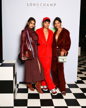 Amita Suman Instagram - A brilliant time in @longchamp colours at #LongchampAtTheRaces
Thank you for having me 💚
Great memories behind these photos. 
#ad