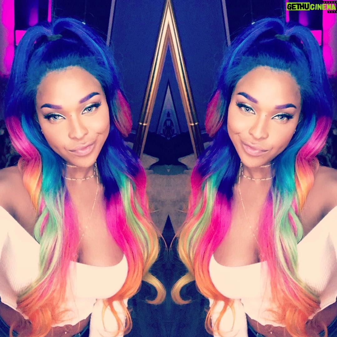 Amiyah Scott - 103.6K Likes - 🦄
@cynthialumzy x @matrix