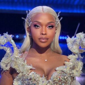 Amiyah Scott Instagram - 🌬
MUA @seanharrismakeup 
Hair @milesjeffrieshair